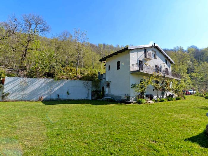 Casa con 6 locali in vendita in Via Cave, Bagnolo Piemonte