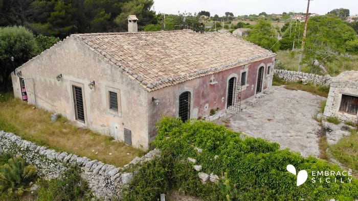 Casa con 6 locali in vendita in Strada Provinciale Serra del Ventro Tre Fontane, Noto