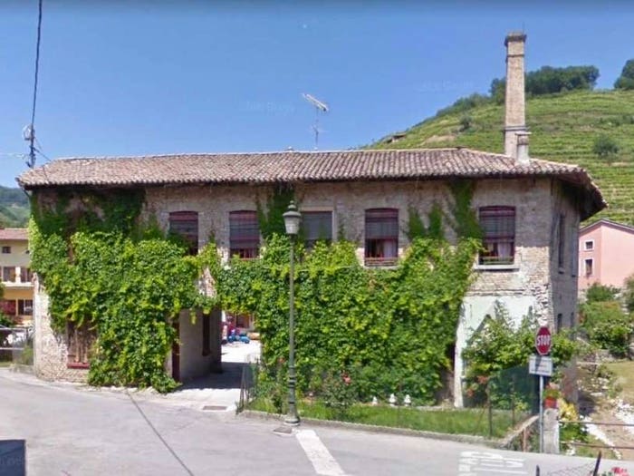 Appartamento quadrilocale in vendita in via san rocco, Centro, Farra di Soligo