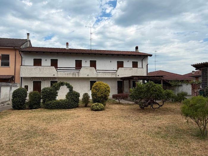Casa quadrilocale in vendita in Via Settembre, Centro, Mortara