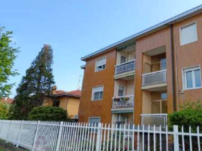 Appartamento con 5 locali in vendita in Via del Carso, Centro, Arluno