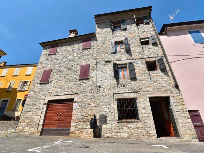 Casa trilocale in vendita in V Giuseppe Mazzini, Centro, Calestano