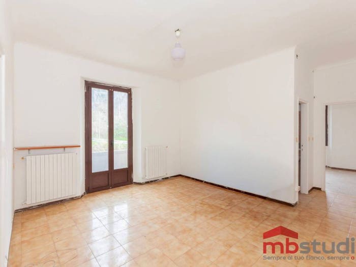 Appartamento bilocale in vendita in Via Giuseppe Giusti, Lonate Ceppino