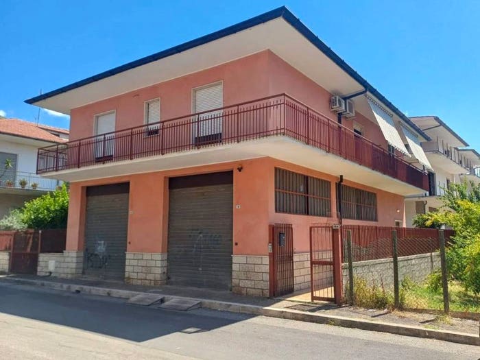 Casa con 5 locali in vendita in Via Gaetano Salvemini No Number, Centro, Fondi