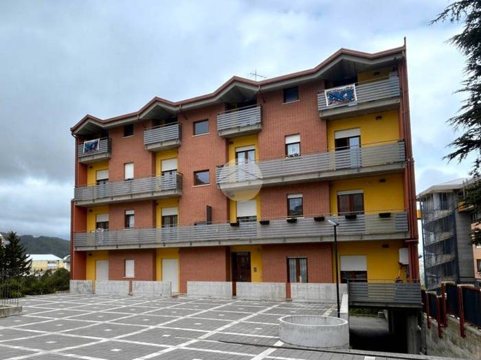 Appartamento monolocale in vendita in Via Genova, Semicentro, Campobasso