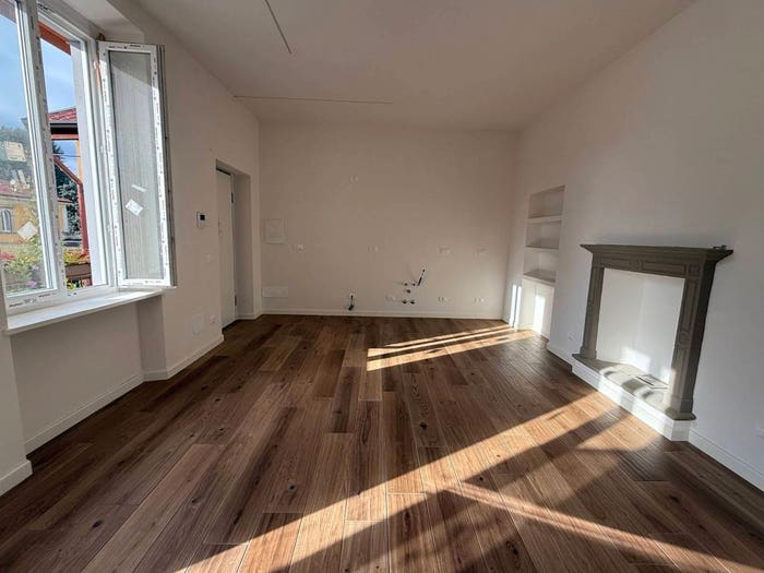 Appartamento bilocale in vendita in Via Giuseppe Sirtori, Centro, Carate Brianza