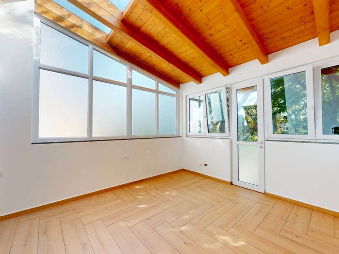 Appartamento trilocale in vendita in Via degli Oleandri, Lorenteggio, Milano