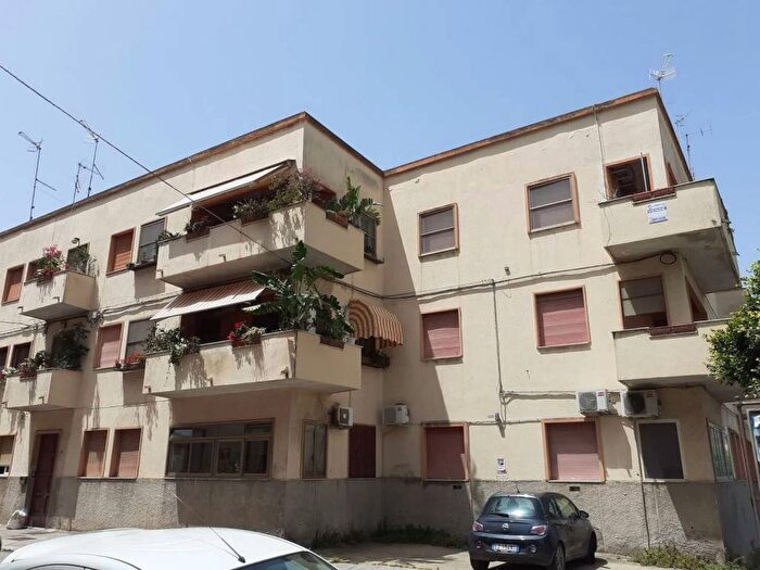 Appartamento trilocale in vendita in Via Ammiraglio Curzon, Centro, Villa San Giovanni
