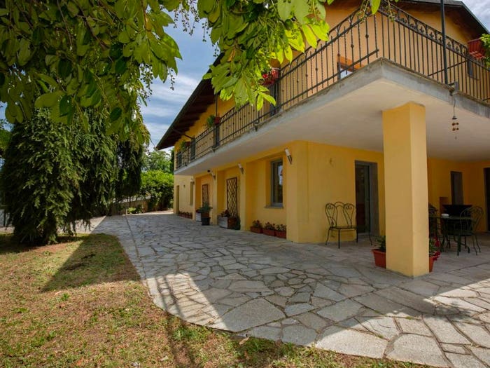 Casa con 6 locali in vendita in Strada Moncalvo, Revigliasco Maddalena, Moncalieri