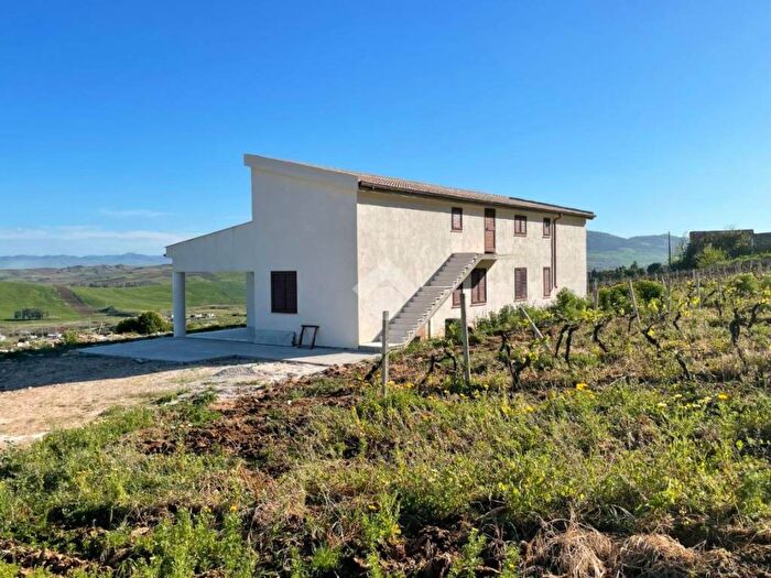 Casa con 6 locali in vendita in Contrada Mangiaferro, Castellammare del Golfo
