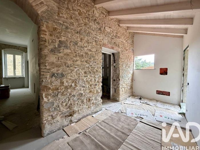 Appartamento con 6 locali in vendita in Via Delle Parco Rimembranze, Centro, Dolcedo