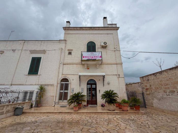 Casa con 5 locali in vendita in Largo Stazione Cisternino, Pezze di Greco Pozzo Faceto Montalbano, Fasano