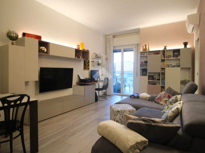 Appartamento quadrilocale in vendita in Subborgo Federico Comandini, Centro Urbano, Cesena