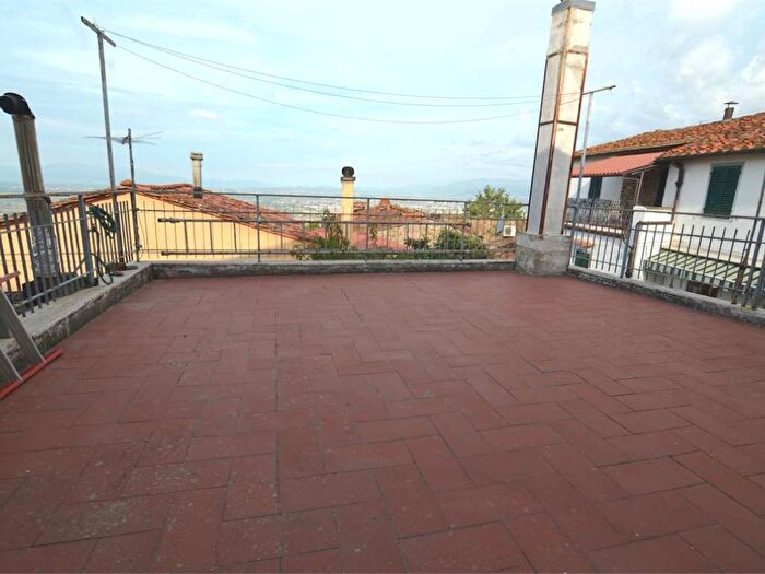 Casa quadrilocale in vendita in Montevettolini, Monsummano Terme