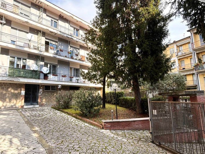 Appartamento quadrilocale in vendita in Via Tuoro Cappuccini, A Annarumma A Gasperi F Tedesco, Avellino