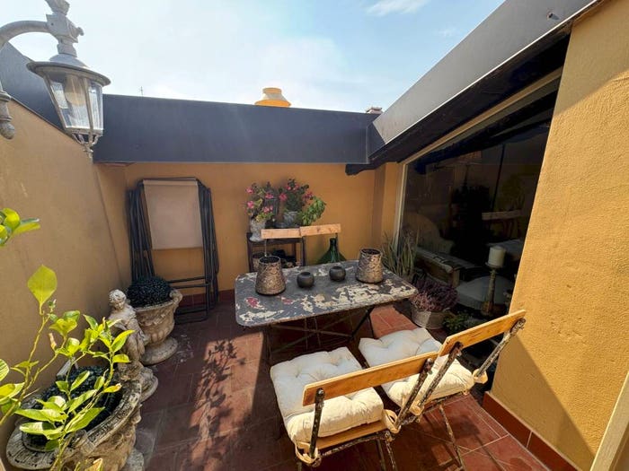 Appartamento con 6 locali in vendita in via Farini, Santo Stefano, Bologna