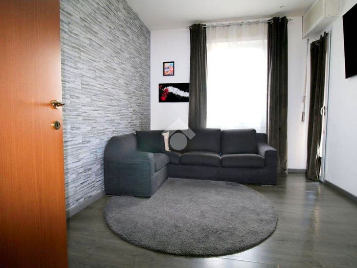 Appartamento bilocale in vendita in VIA SANT'ALESSANDRO, Centro, Caronno Pertusella