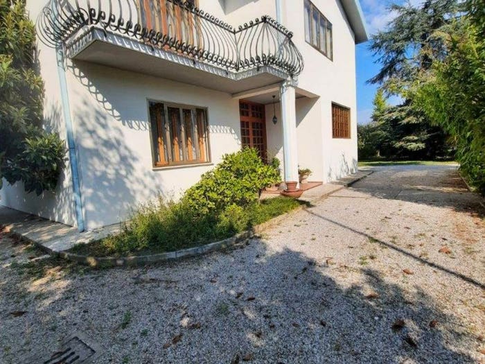 Casa con 6 locali in vendita in Centro, Martellago