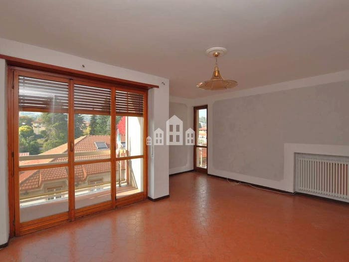 Appartamento quadrilocale in vendita in Via Torino, Centro, Cuorgnè