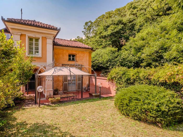 Appartamento con 6 locali in vendita in Strada Cigala, Boccia d'Oro, Moncalieri