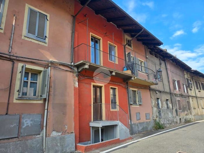 Casa bilocale in vendita in Vicolo Scuole, Rivarossa