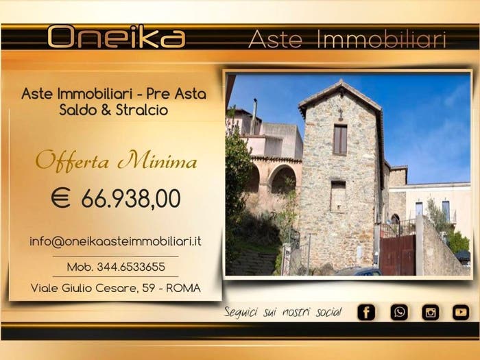 Casa con 6 locali in vendita in Via Rinascita, Silius