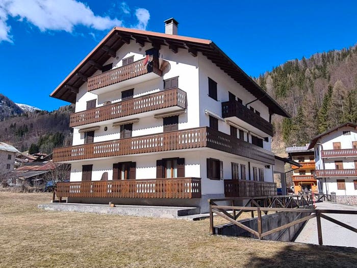 Appartamento con 5 locali in vendita in Pie' Falcade, Falcade