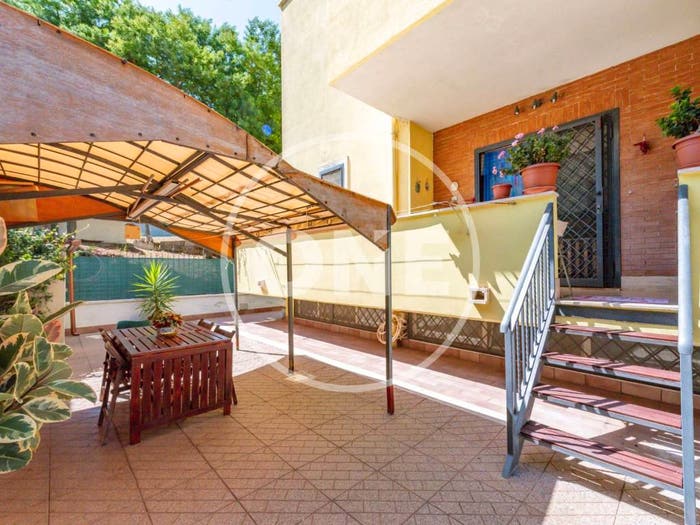 Appartamento trilocale in vendita in Via Cardinale Federico Tedeschini, Castelverde, Roma