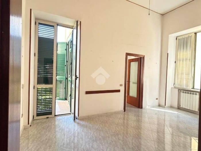 Appartamento trilocale in vendita in Viale margherita, Ponticelli, Napoli