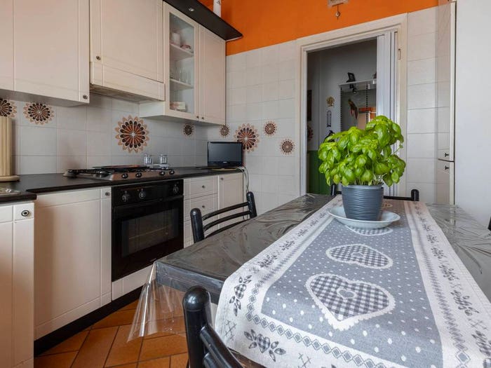 Appartamento bilocale in vendita in Via Camillo Benso di Cavour, Centro, Cislago
