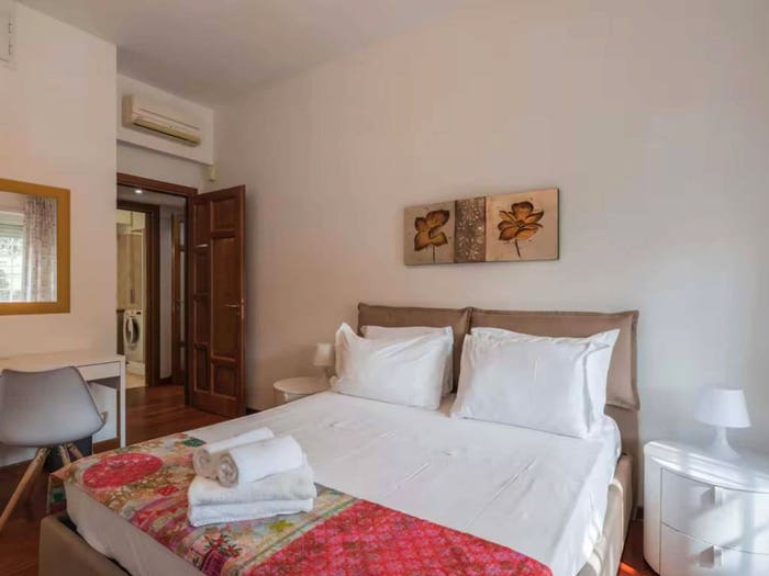 Appartamento trilocale in affitto in Via Tarquinio Collatino, Cinecittà, Roma