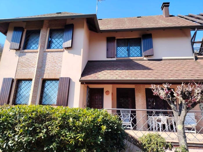 Casa con 6 locali in vendita in Sasso Marconi