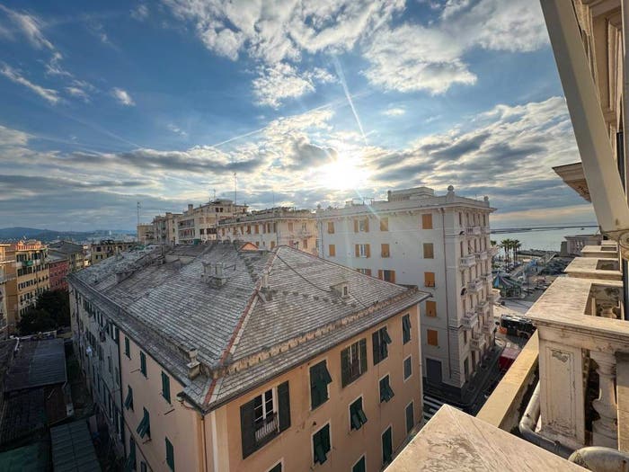Appartamento con 6 locali in vendita in Via Giovanni Opisso, Pegli, Genova