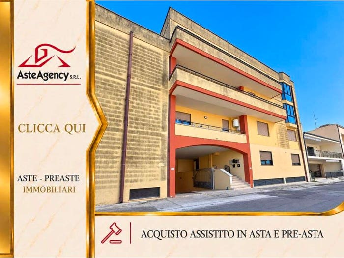 Appartamento quadrilocale in vendita in Via Glovanni Michele Laggetto, Centro, Poggiardo