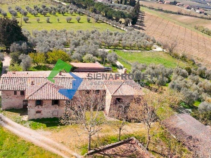 Casa con 6 locali in vendita in Castellina in Chianti