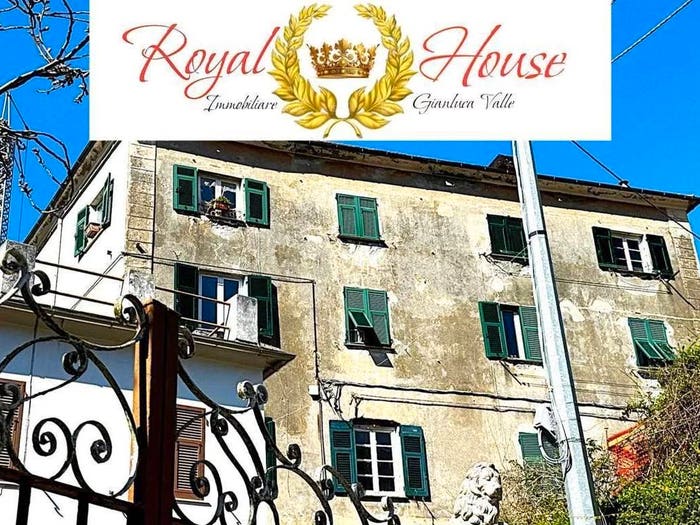 Casa con 6 locali in vendita in Salita Balilla Grillotti, Bolzaneto, Genova