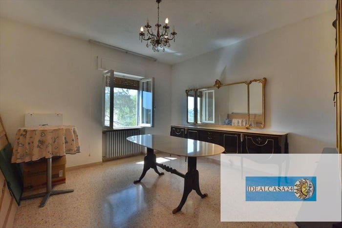 Casa con 6 locali in vendita in Cda Santo Stefano, Macerata