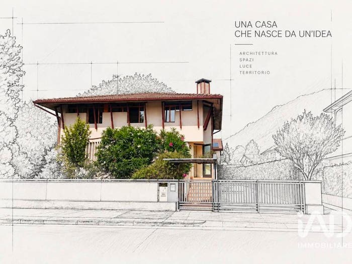 Casa con 6 locali in vendita in Via San Bartolomeo, Centro, Abano Terme