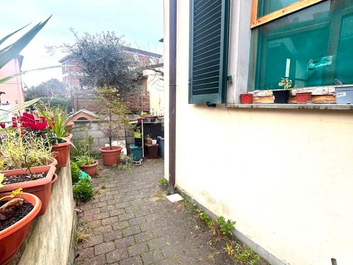 Casa quadrilocale in vendita in Via delle Medaglie d'Oro, Guasticce, Collesalvetti