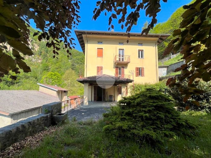 Appartamento con 6 locali in vendita in Via Balma Via Caduti per la libertà, Campiglia Cervo