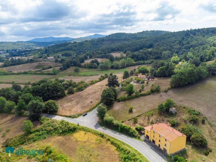 Casa con 6 locali in vendita in Massa Marittima