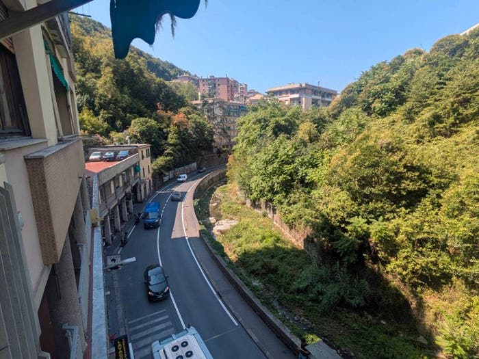 Appartamento quadrilocale in vendita in Via Stefanina Moro, Quezzi, Genova