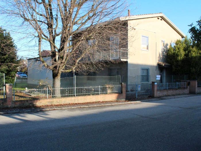 Casa con 6 locali in vendita in Lavezzola, Conselice
