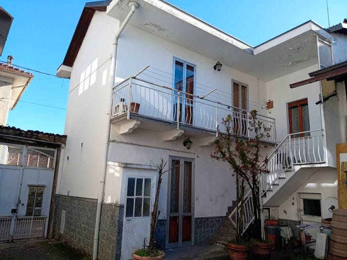 Casa quadrilocale in vendita in Via Maggio, Centro, Nole
