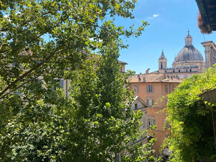 Appartamento bilocale in vendita in Piazza Navona, Roma
