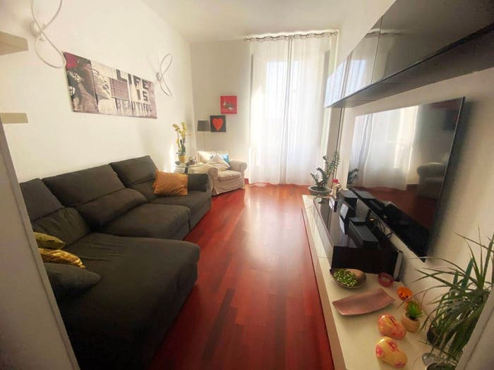 Appartamento con 5 locali in vendita in Via Paolo Emilio Demi, Calzabigi, Livorno