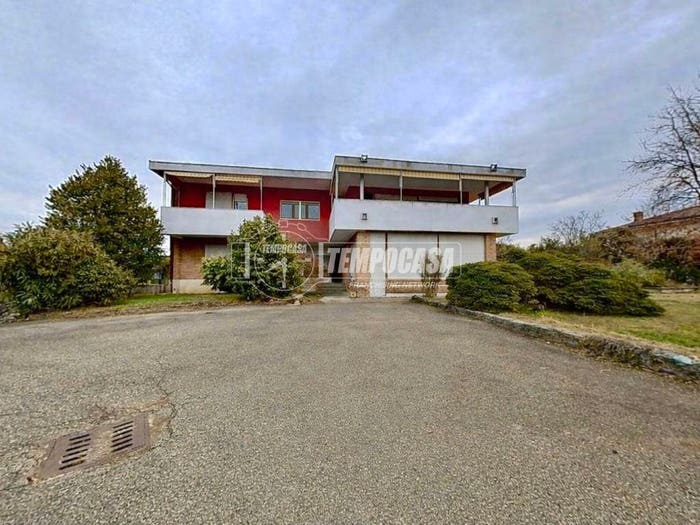 Casa con 6 locali in vendita in Via Fraschetti, Centro, Balangero