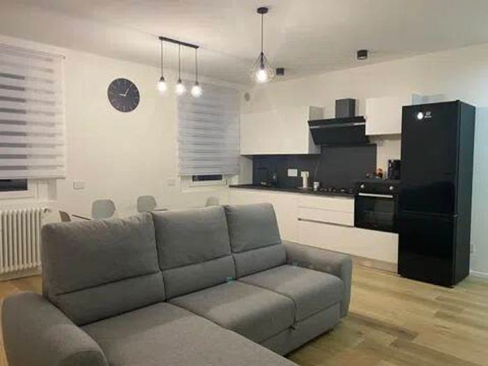 Appartamento con 5 locali in vendita in Corso Vittorio Emanuele Ii, Centro Storico, Modena