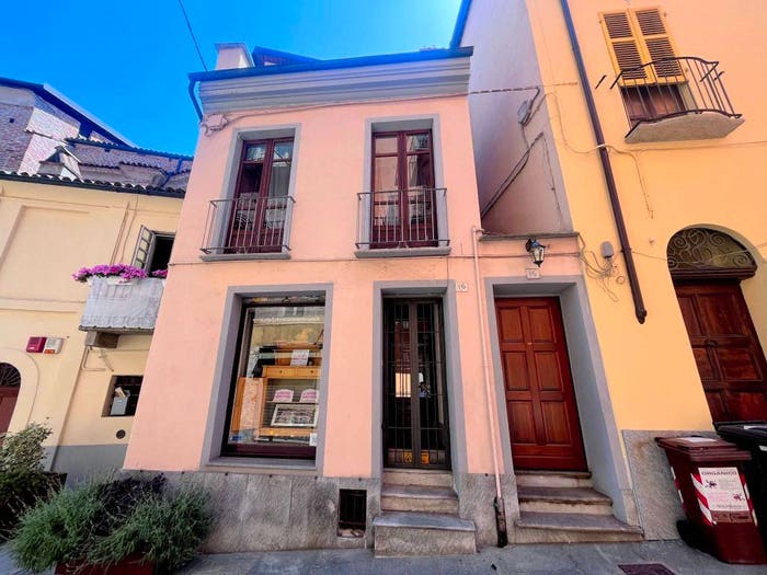 Casa con 6 locali in vendita in Via Santa Croce, Centro Storico, Moncalieri