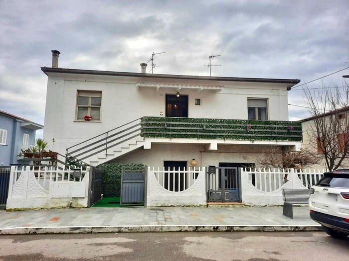 Appartamento con 5 locali in vendita in Via Guglielmo Marconi, Centro, Controguerra
